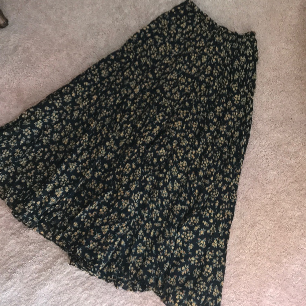 Elastic Waist Floral Skirt